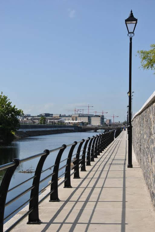 Baggotrath House Apartments, Newbridge Ave, Dublin 4 Zewnętrze zdjęcie